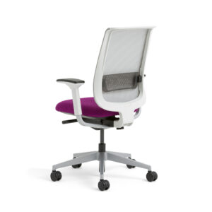 Reply AIr In Kuwait, an ergonomic office chair by Steelcase